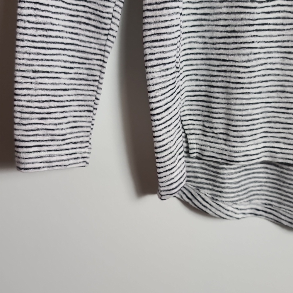 BANANA REPUBLIC Black and White Striped Top 3/4 Sleeve Size Petite XSmall - Picture 6 of 16
